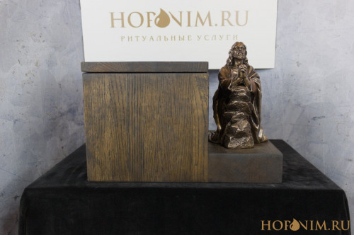 Урна дубовая "Молитва Иисуса"